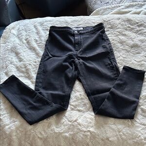 Stylish Black Skinny Jeans